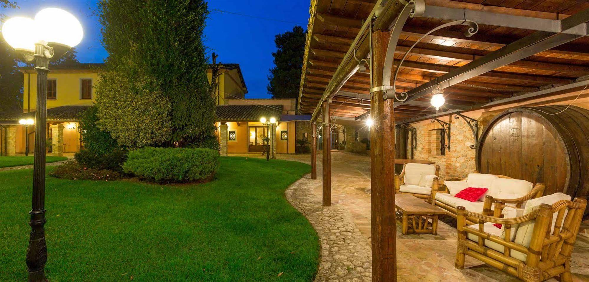 Corte Dei Tini Villa Vomano Exterior photo